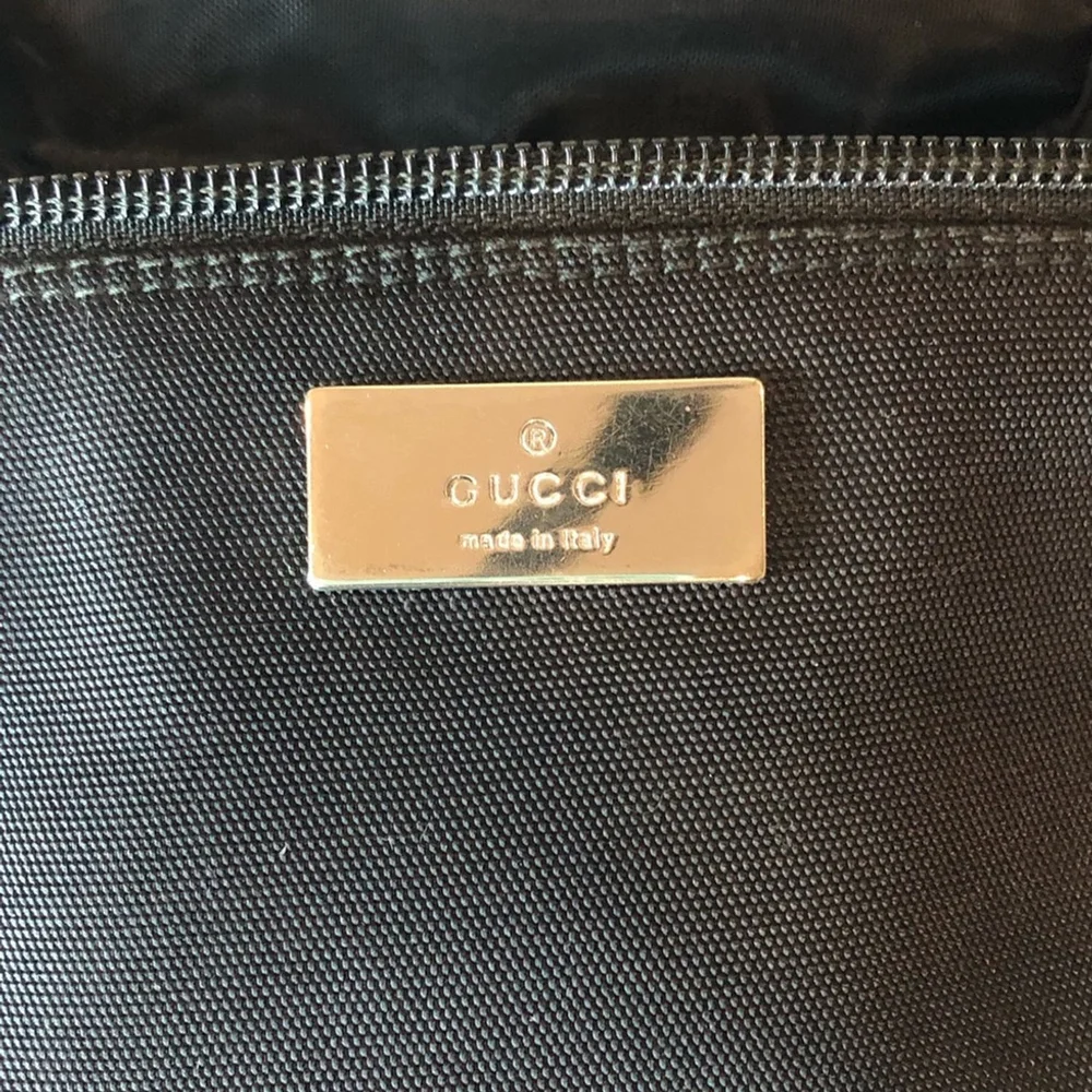 Men GUCCI Black Nylon Toiletry Case Shaving Bag with Leather Top Handle NWOT - Picture 6 of 17